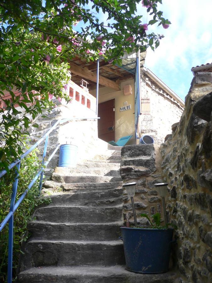 Maison De Village Ardechoise A Les Vans Εξωτερικό φωτογραφία